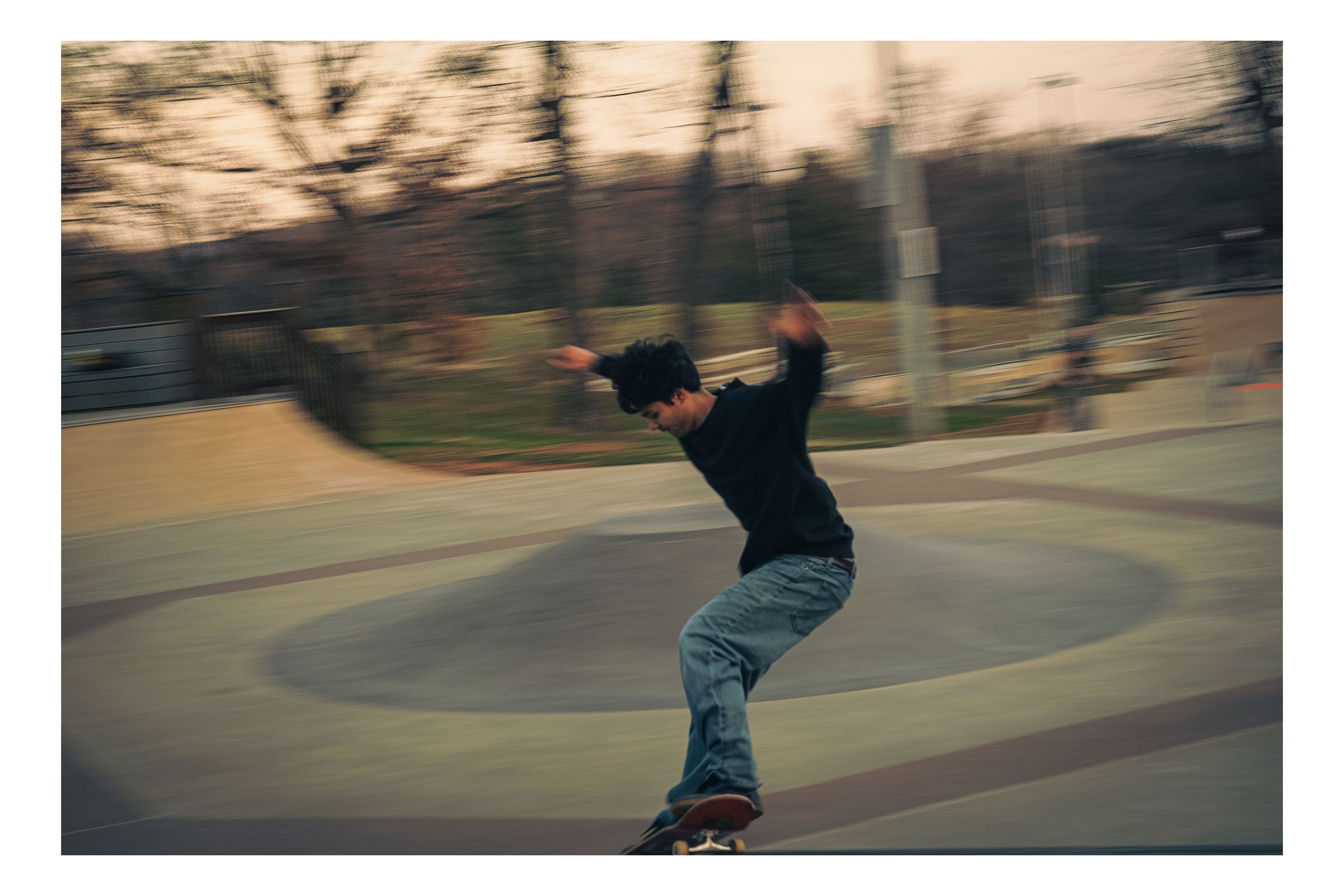 Skate photograph 11 by William Everett