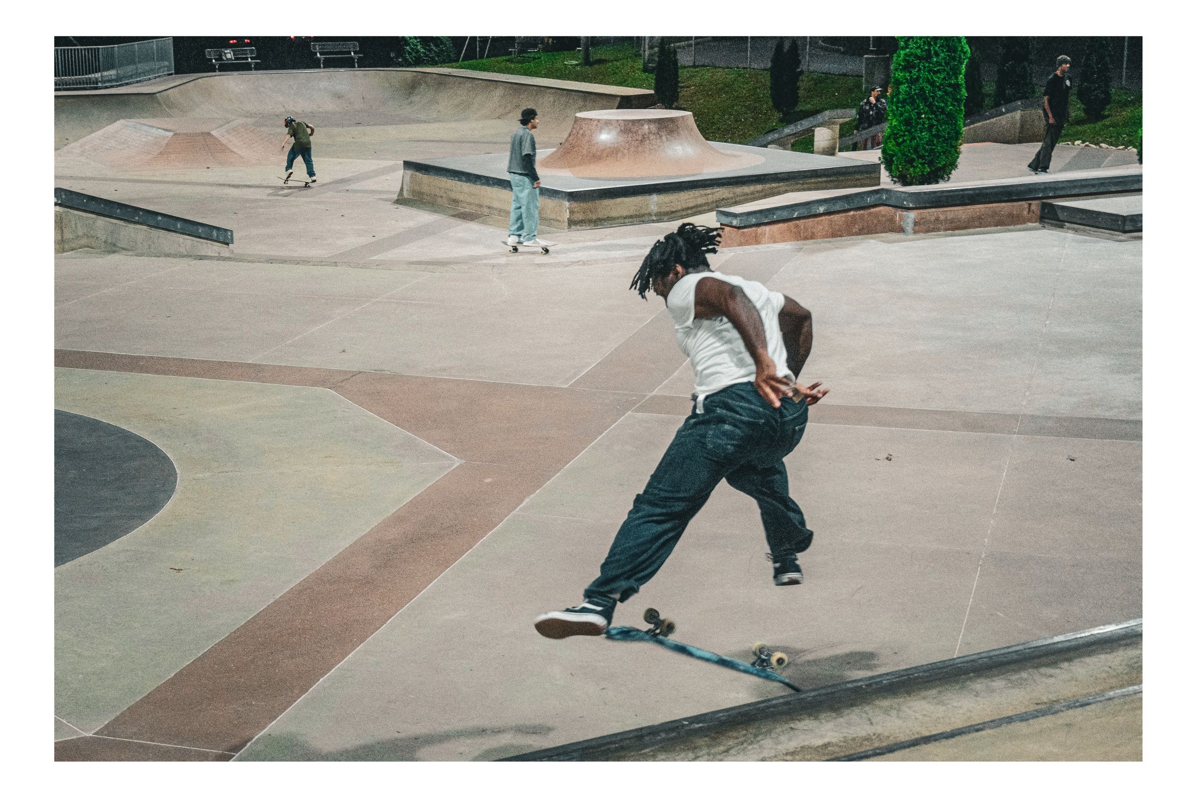 Skate photograph 20 by William Everett